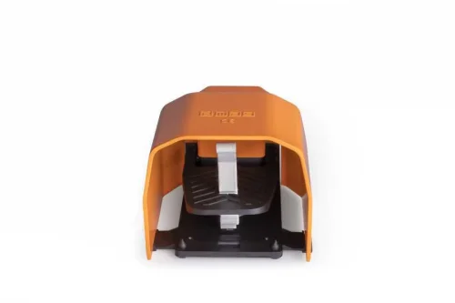 Emas PDKS11GX20T Metal Korumalı 2*(1NO+1NC) İki Kademeli Tekli Turuncu Plastik Pedal - 2